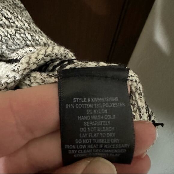 Sanctuary women’s sweater‎ small sleeveless - Picture 5 of 7